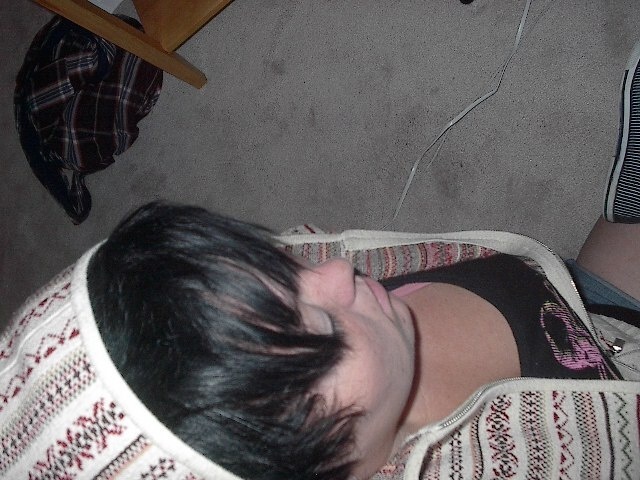 emo-s csaj