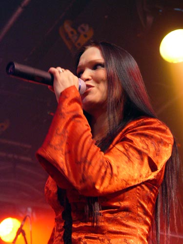 Tarja_nek